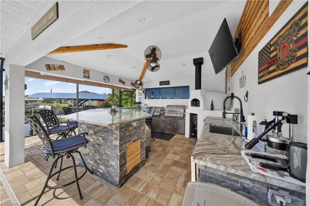 8 NW 36th Avenue Cape Coral, FL 33993