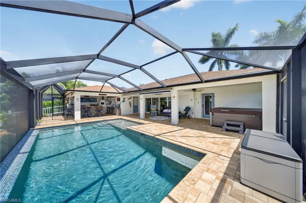 8 NW 36th Avenue Cape Coral, FL 33993