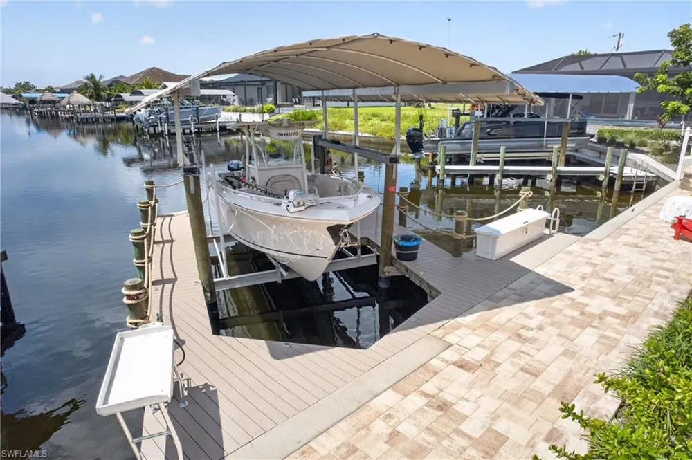 8 NW 36th Avenue Cape Coral, FL 33993