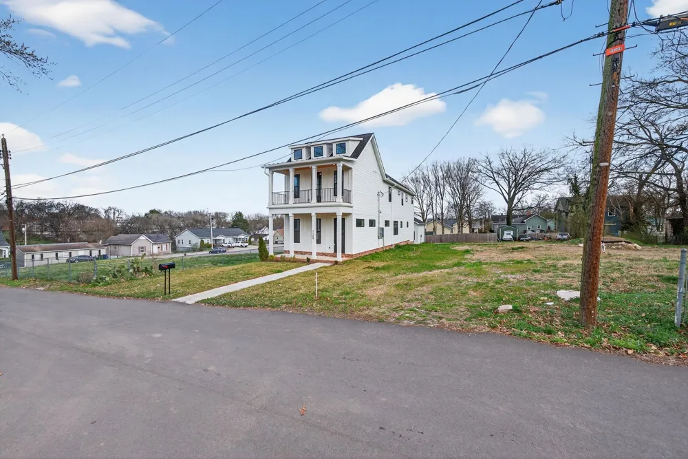1109 Parker St Columbia, TN 38401