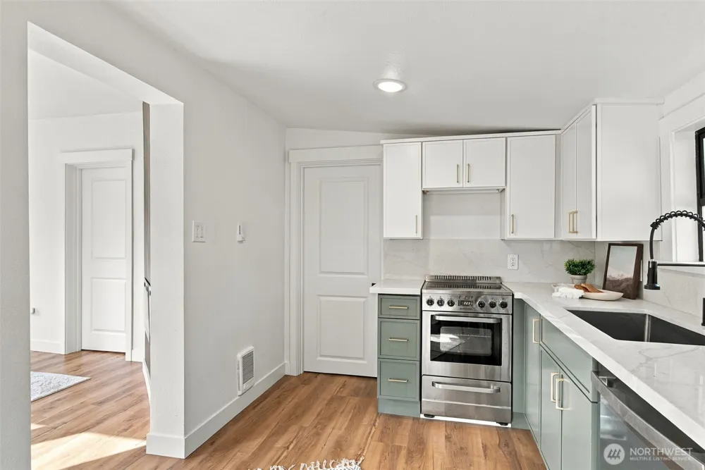 813 SE 2nd Street Auburn, WA 98002