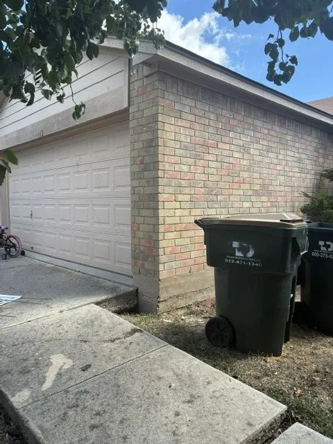 112 Azolar Street