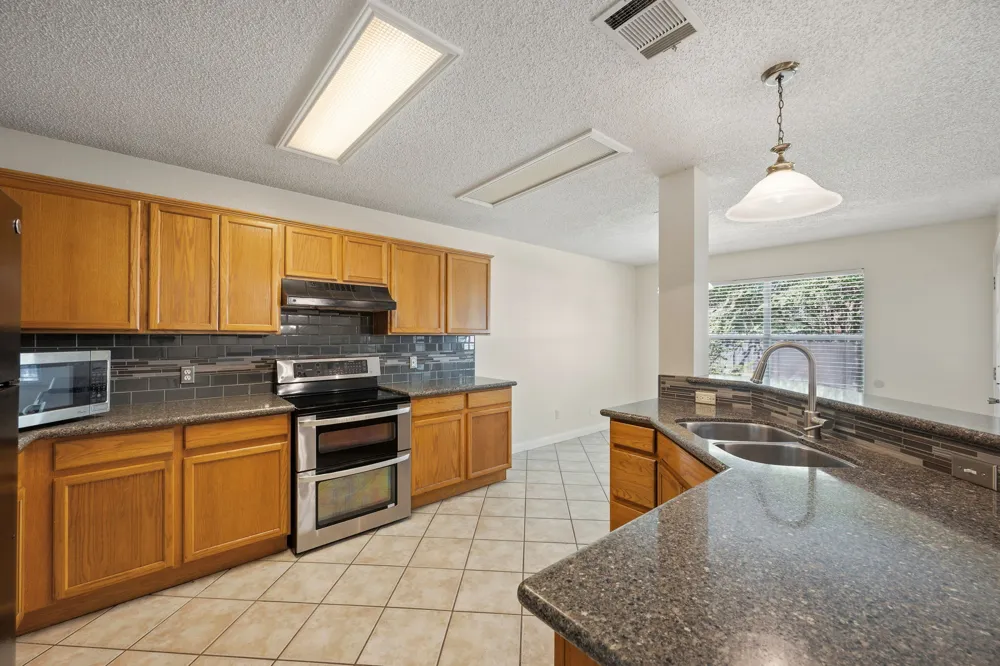 1406 Pigeon View Street Round Rock, TX 78665