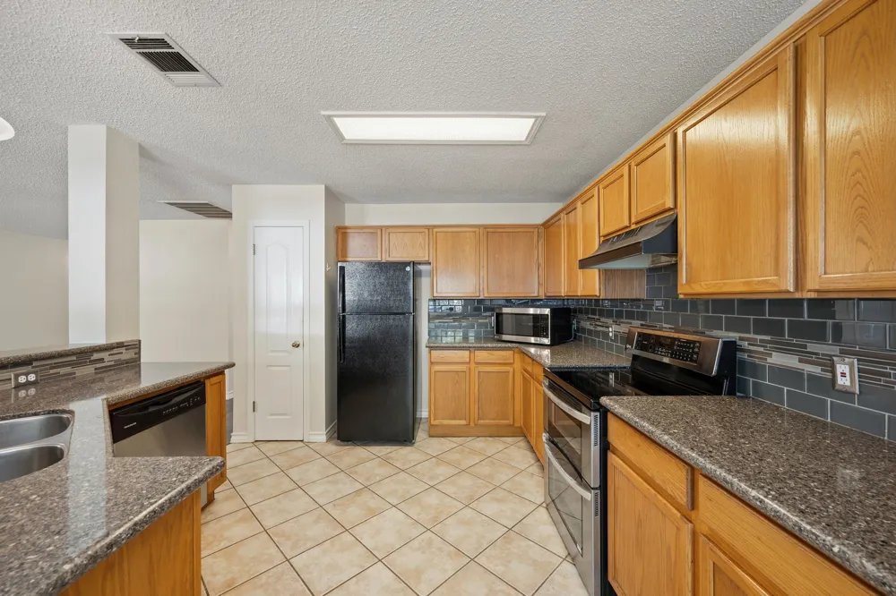 1406 Pigeon View Street Round Rock, TX 78665