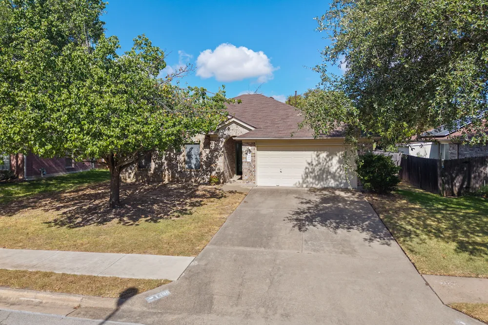 1406 Pigeon View Street Round Rock, TX 78665