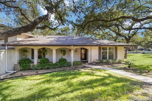 3246 CASTLEDALE DR #27 San Antonio, TX 78230