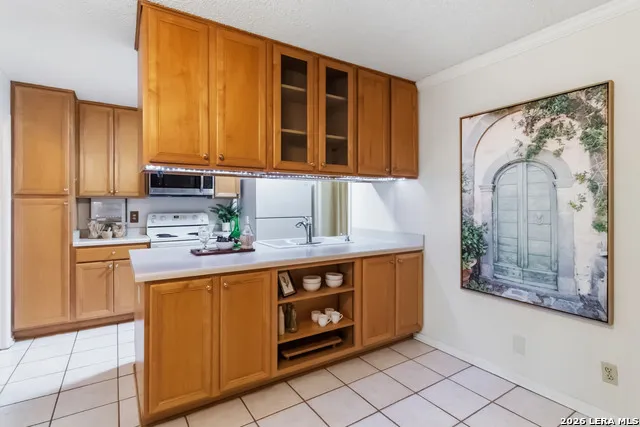 3246 CASTLEDALE DR #27 San Antonio, TX 78230
