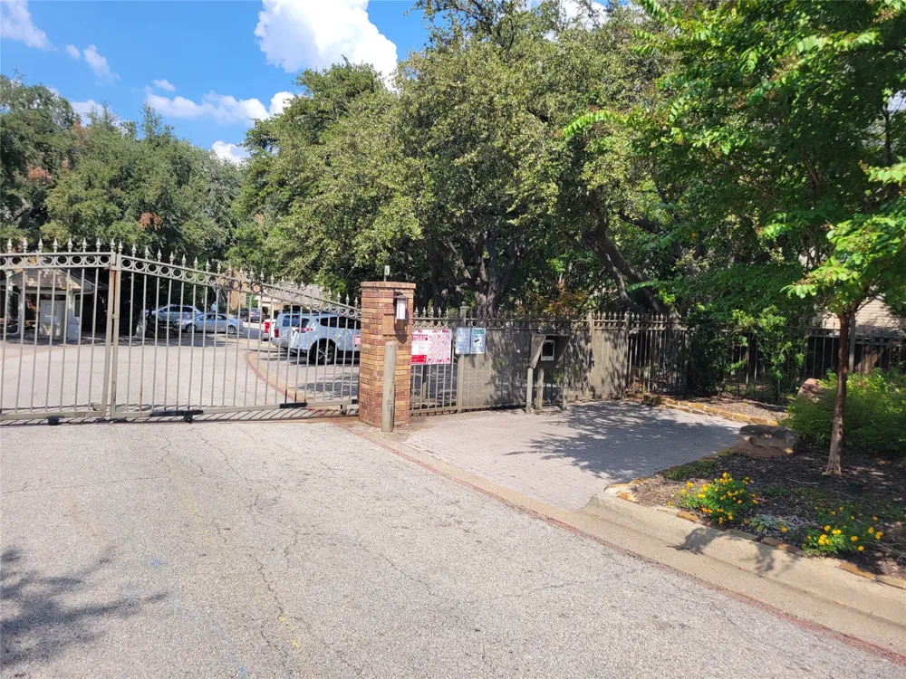 5565 Preston Oaks Road #117 Dallas, TX 75254