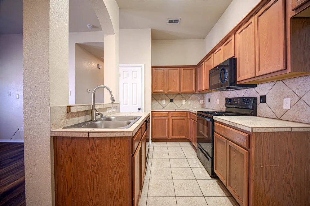 1314 Piedmont Drive Mansfield, TX 76063
