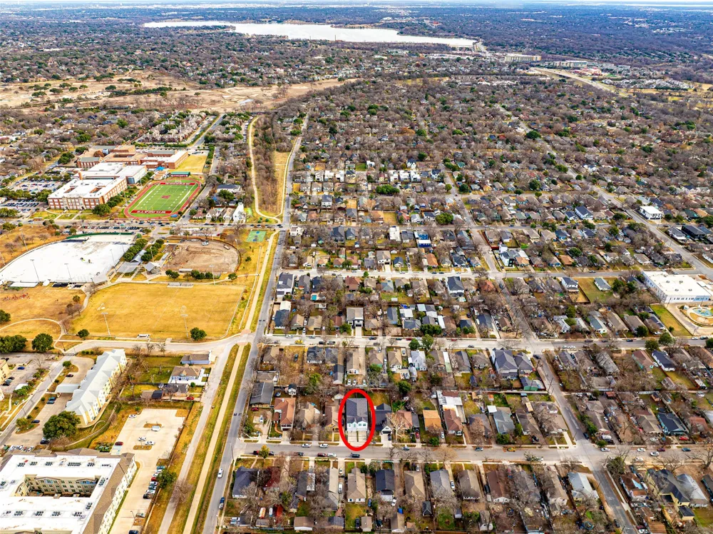 416 Grandview Avenue Dallas, TX 75223