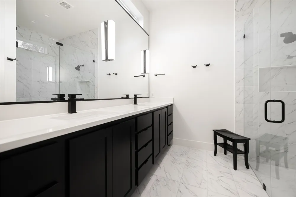 416 Grandview Avenue Dallas, TX 75223