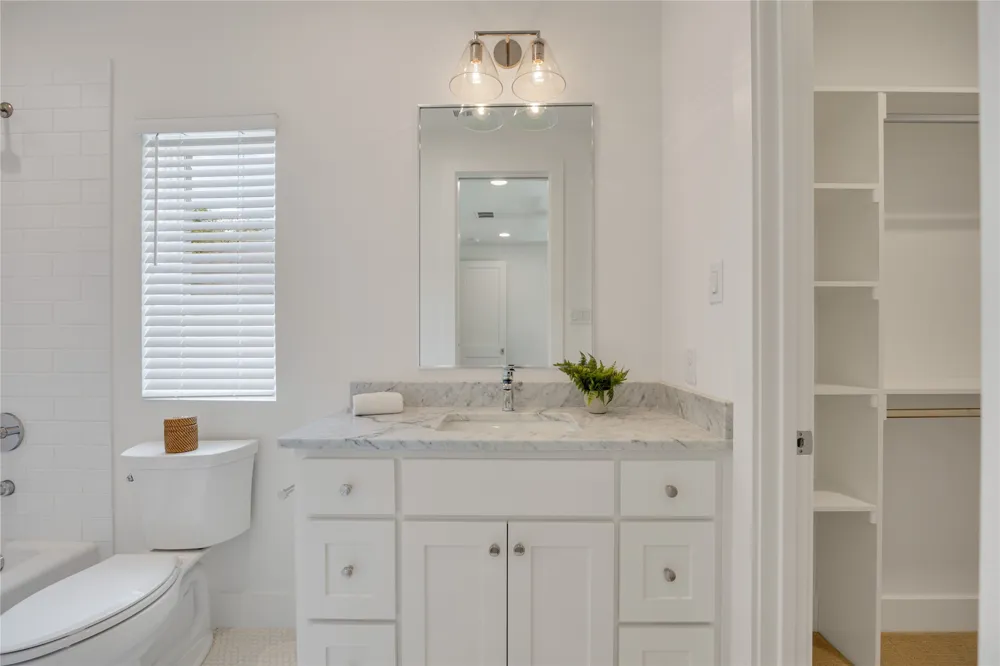 5552 Longview Street Dallas, TX 75206