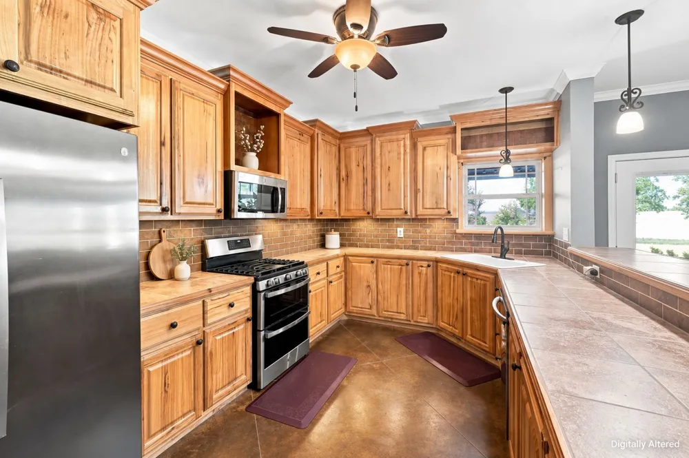 2635 County Road 2168 Caddo Mills, TX 75135