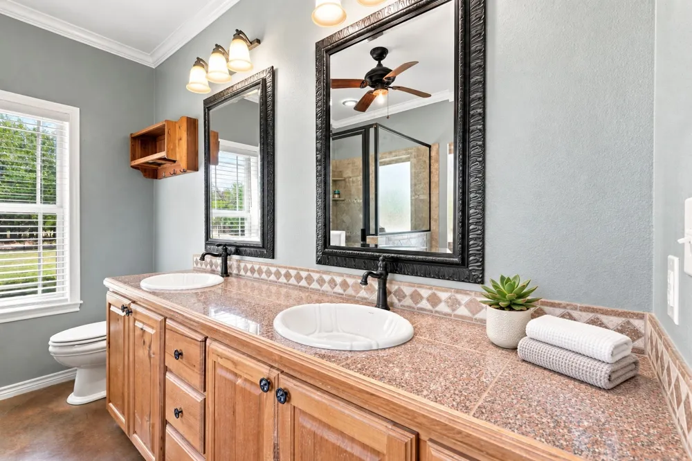 2635 County Road 2168 Caddo Mills, TX 75135