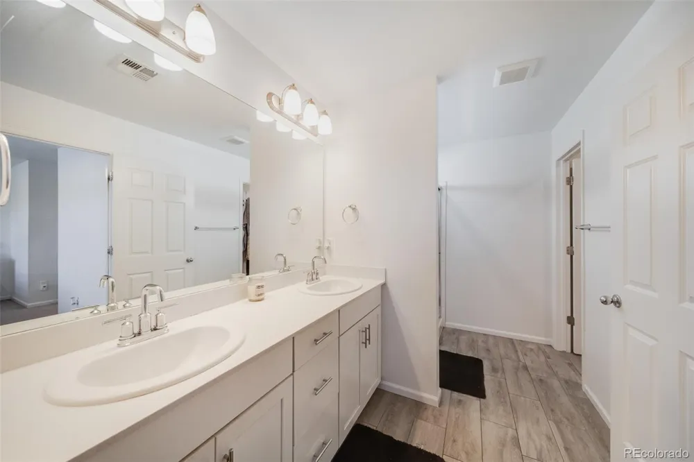 21538 E 59th Place Aurora, CO 80019