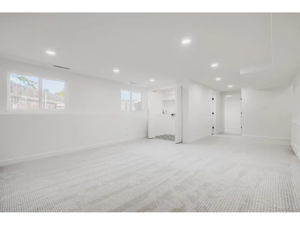 3817 Midsummer Lane Colorado Springs, CO 80917