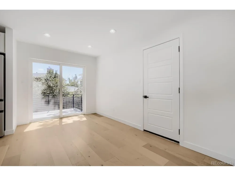 3817 Midsummer Lane Colorado Springs, CO 80917