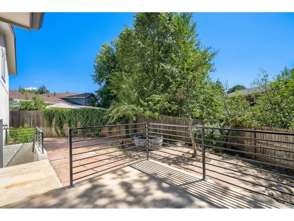 3817 Midsummer Lane Colorado Springs, CO 80917