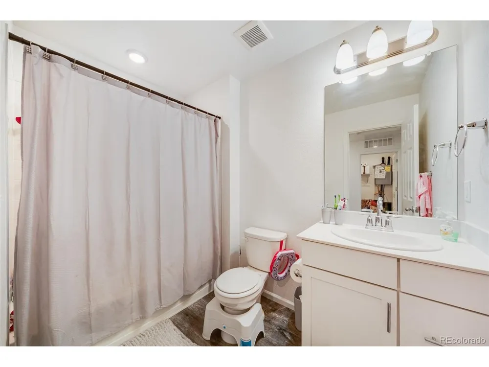 21538 E 59th Place Aurora, CO 80019