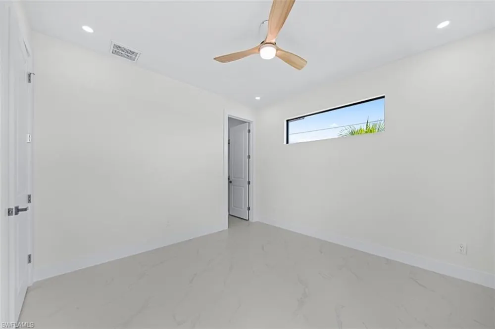 1024 NE 1st Place Cape Coral, FL 33909