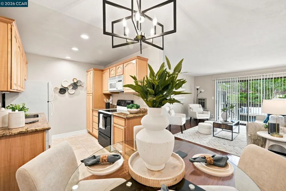 1447 Marchbanks Dr #1 Walnut Creek, CA 94598
