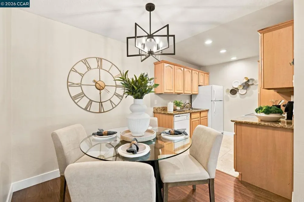 1447 Marchbanks Dr #1 Walnut Creek, CA 94598