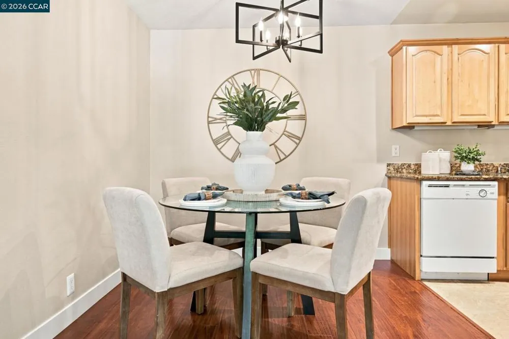 1447 Marchbanks Dr #1 Walnut Creek, CA 94598