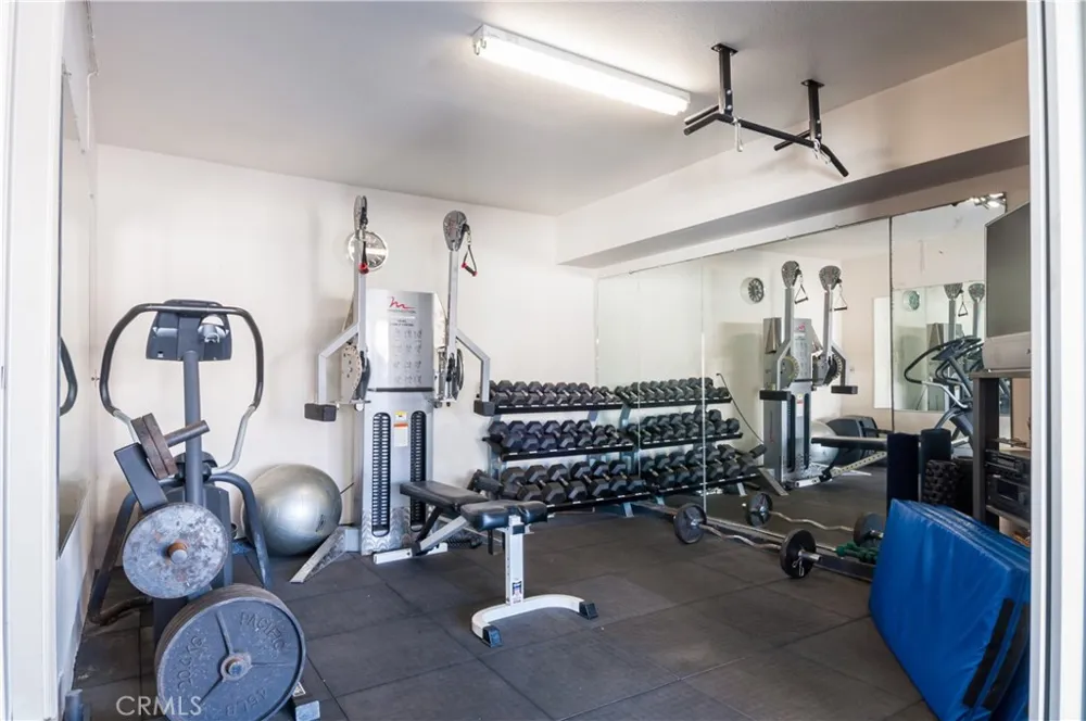 130 30th Street Hermosa Beach, CA 90254