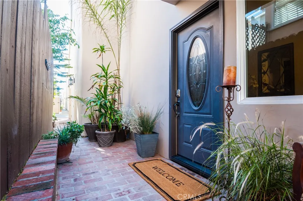 130 30th Street Hermosa Beach, CA 90254