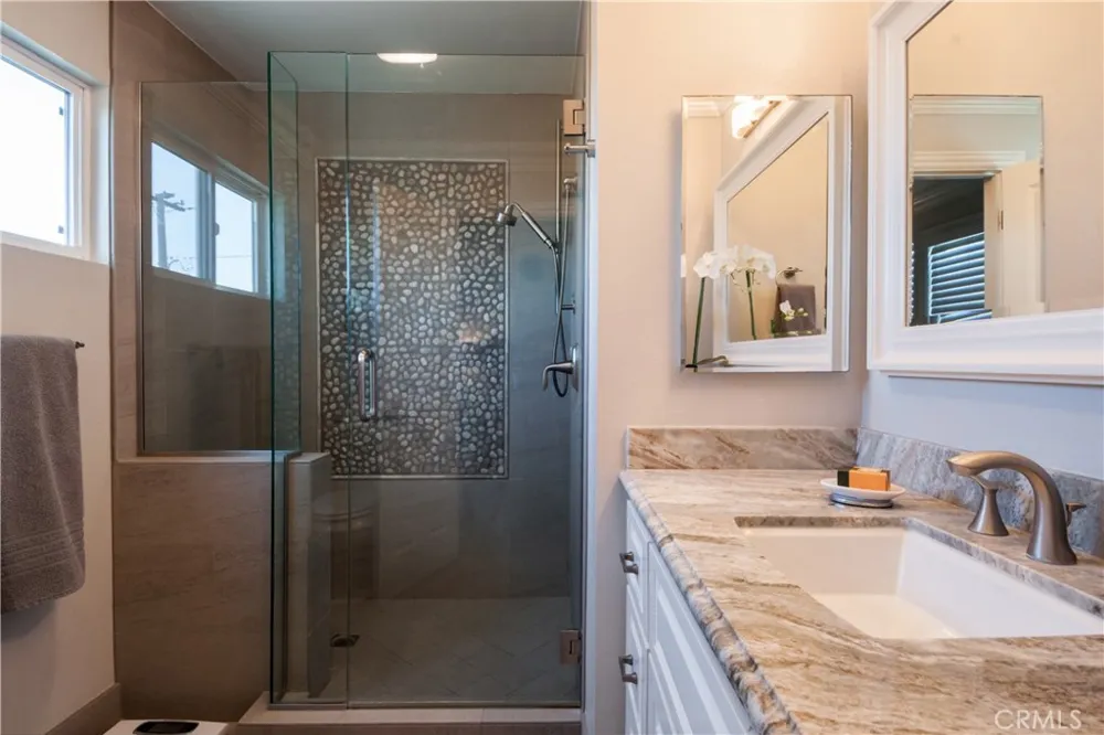 130 30th Street Hermosa Beach, CA 90254