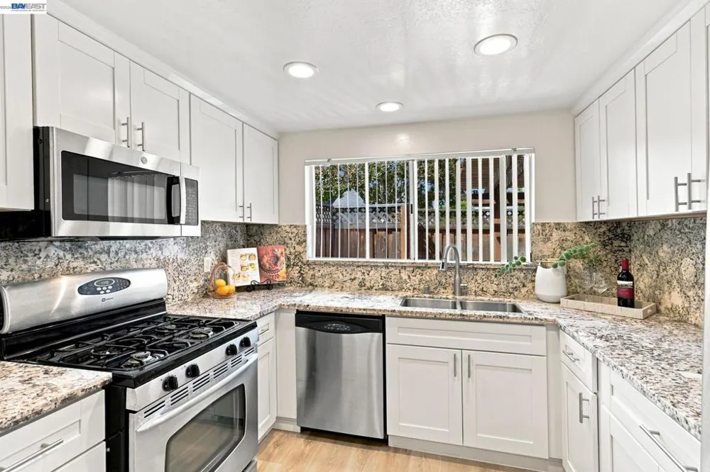 1371 Cherrywood Sq San Jose, CA 95117