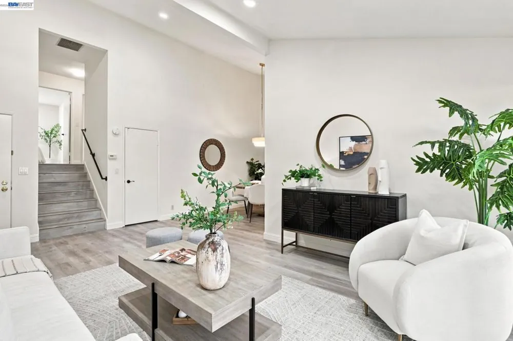 1371 Cherrywood Sq San Jose, CA 95117