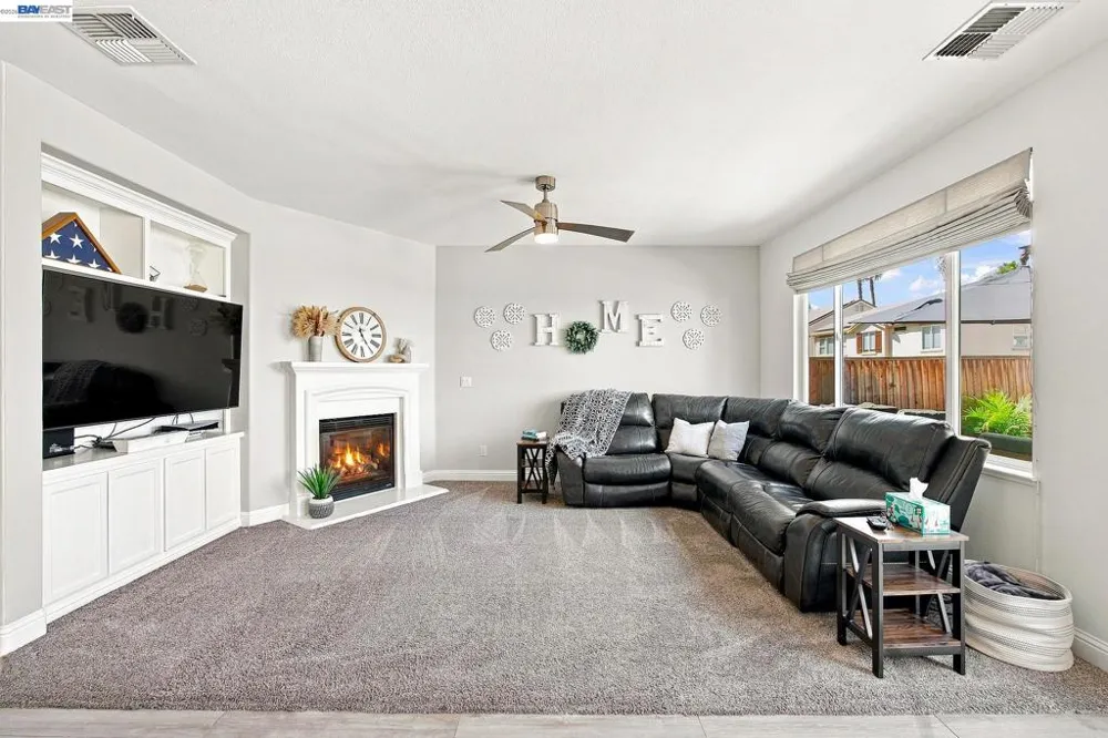 3694 OTTER BROOK LOOP Discovery Bay, CA 94505