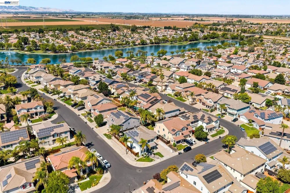 3694 OTTER BROOK LOOP Discovery Bay, CA 94505