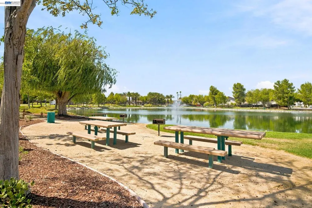 3694 OTTER BROOK LOOP Discovery Bay, CA 94505