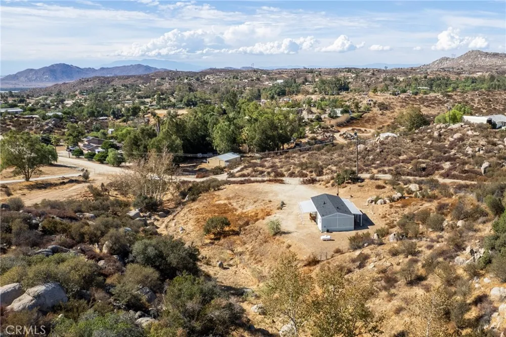 34053 Buckboard Nuevo, CA 92567