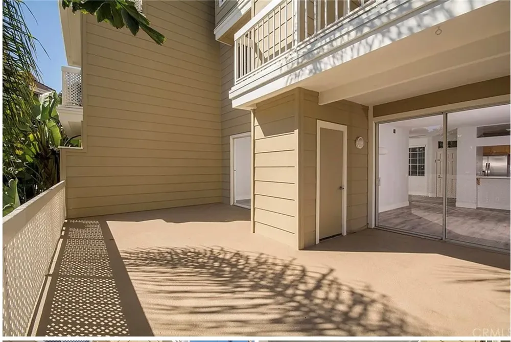 20191 Cape Coral #108 Huntington Beach, CA 92646