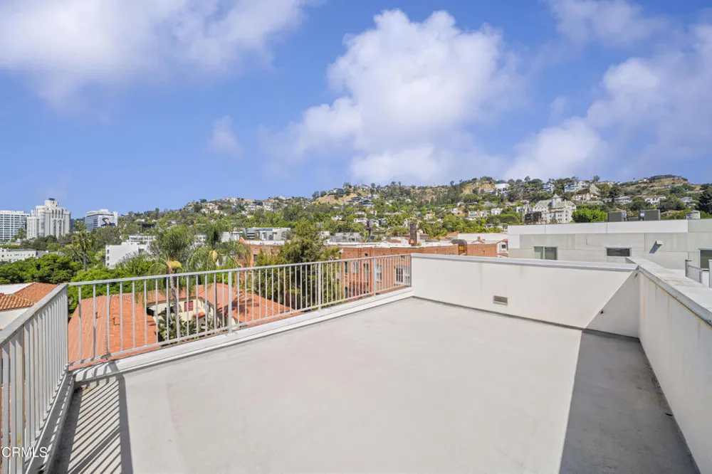 1345 Havenhurst #16 West Hollywood, CA 90046