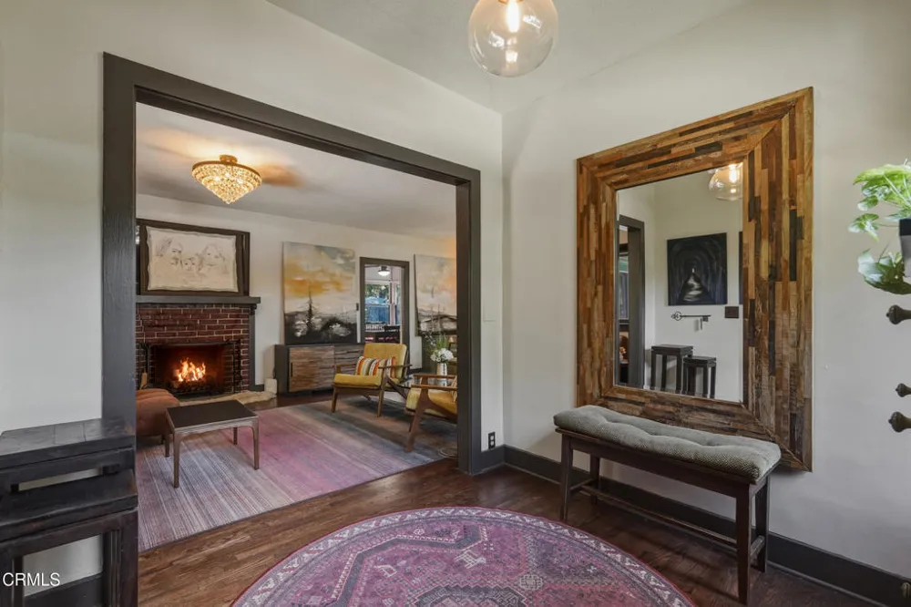 467 E Sacramento Street Altadena, CA 91001