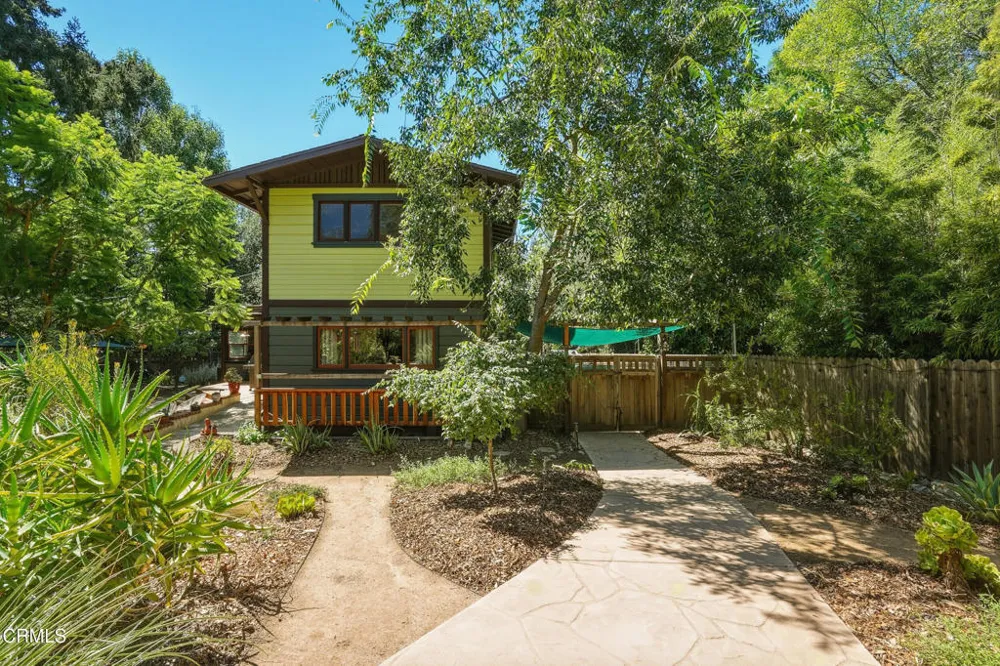 467 E Sacramento Street Altadena, CA 91001