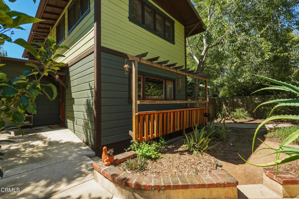 467 E Sacramento Street Altadena, CA 91001