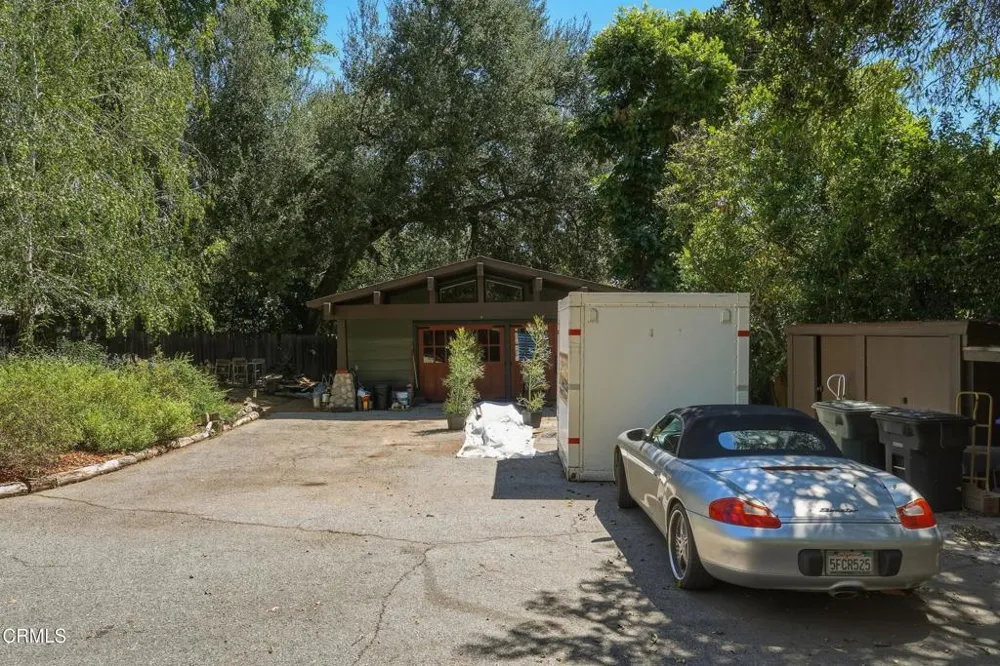 467 E Sacramento Street Altadena, CA 91001