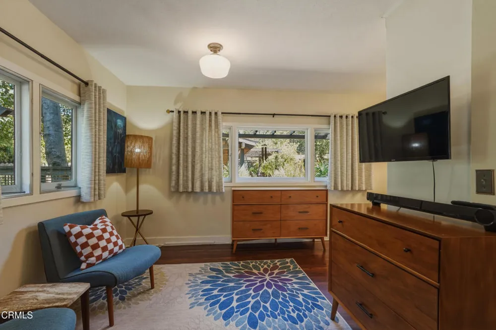 467 E Sacramento Street Altadena, CA 91001