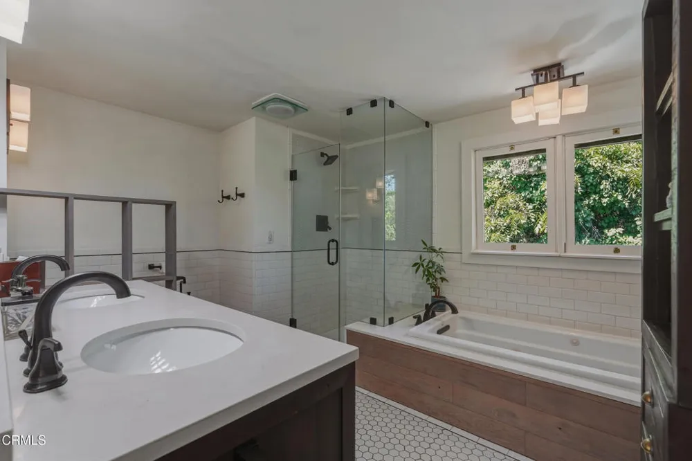 467 E Sacramento Street Altadena, CA 91001