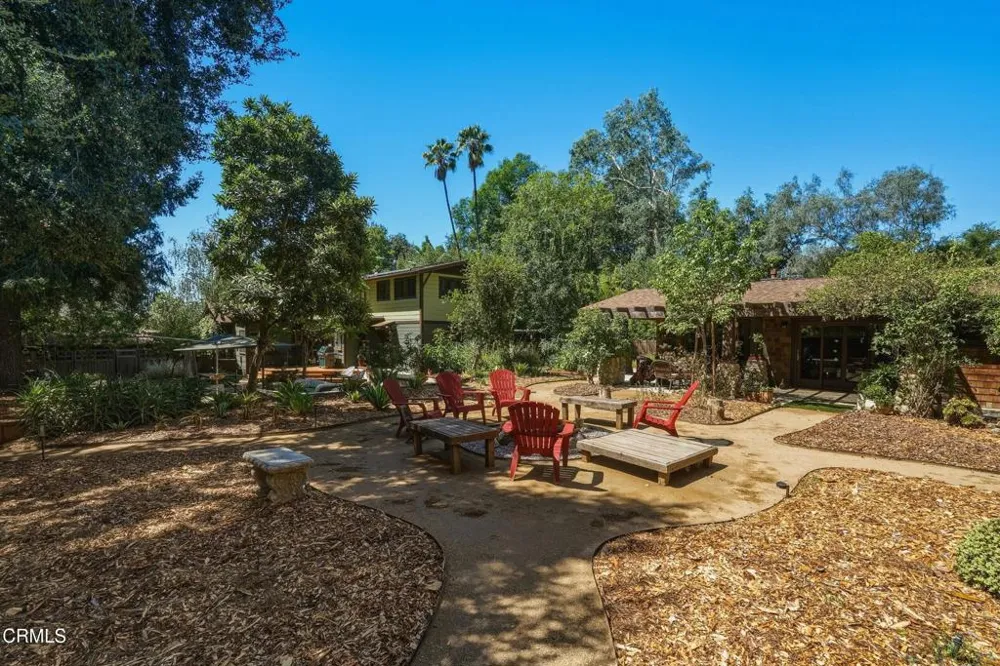 467 E Sacramento Street Altadena, CA 91001