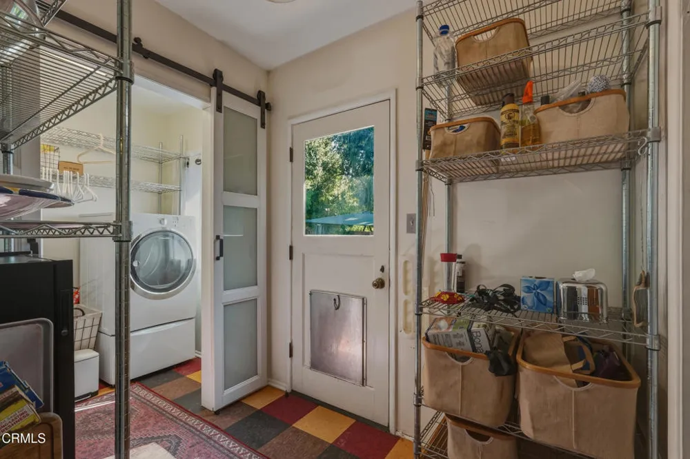 467 E Sacramento Street Altadena, CA 91001