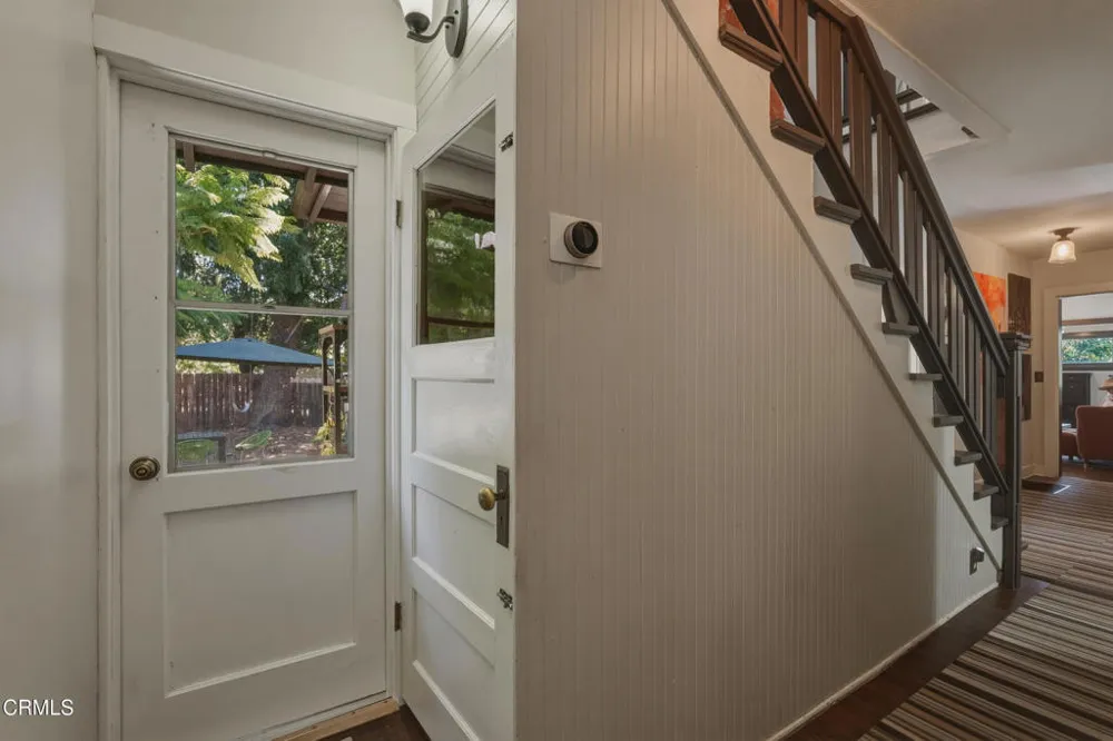 467 E Sacramento Street Altadena, CA 91001