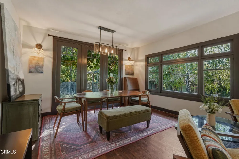467 E Sacramento Street Altadena, CA 91001
