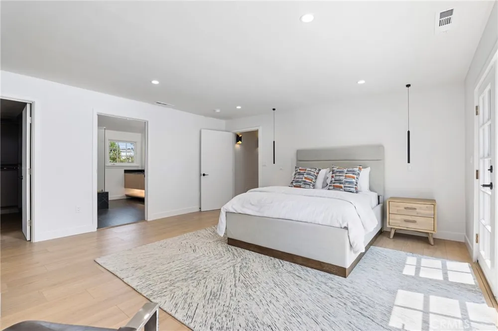 20225 Allentown Drive Woodland Hills, CA 91364