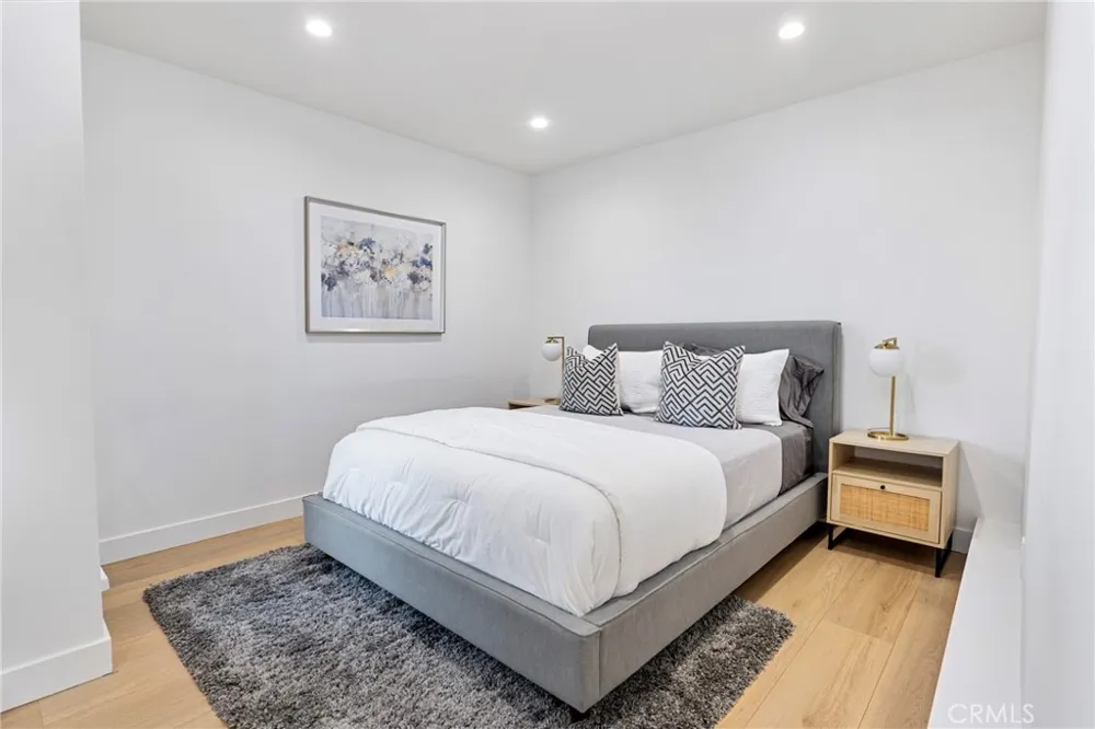 20225 Allentown Drive Woodland Hills, CA 91364